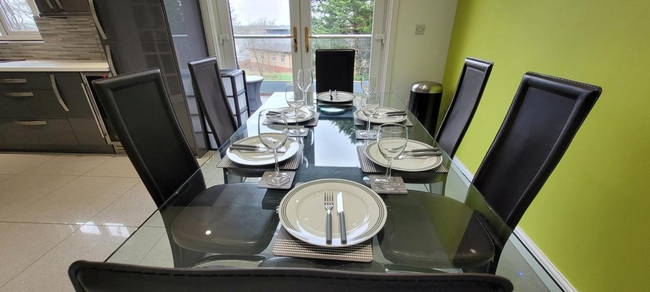 Tides Reach - 3 Bedroom Holiday Home - Llanreath - Pembroke Dock Exterior photo